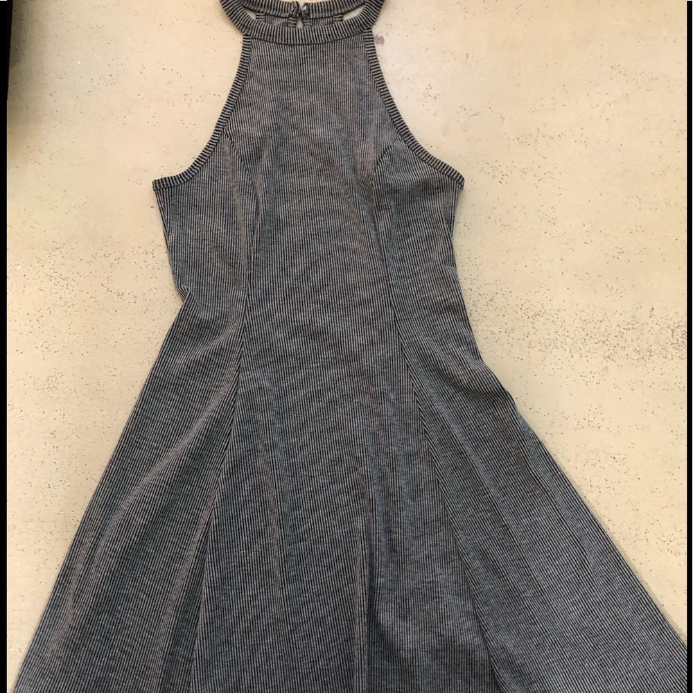 Hollister Women’s Gray Ribbed Keyhole Back Dress